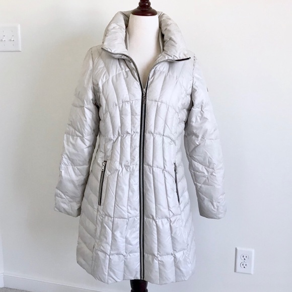 Guess Jackets & Blazers - Guess Silver Puffer Coat Size M